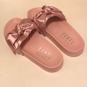 NWT FENTY Puma Pink Slippers Slides